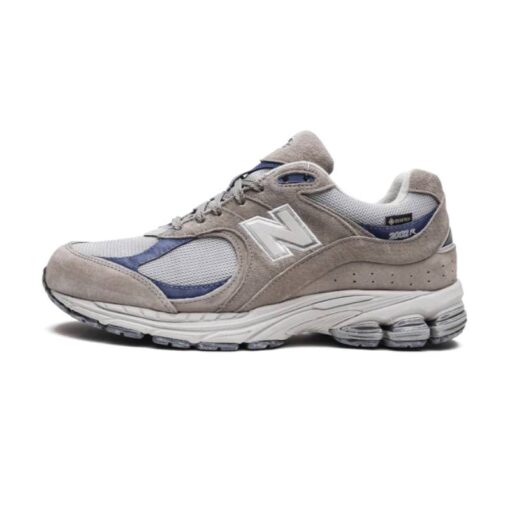 New Balance 2002R Gore-Tex Light Grey - Sneaker basket homme femme - 1