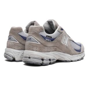 New Balance 2002R Gore-Tex Light Grey - Sneaker basket homme femme - 3